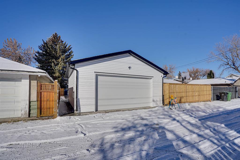 12 Baker Crescent NW