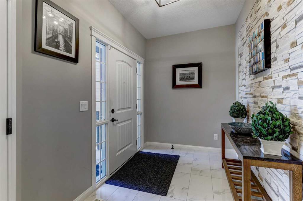 61 Sage Bluff Boulevard NW