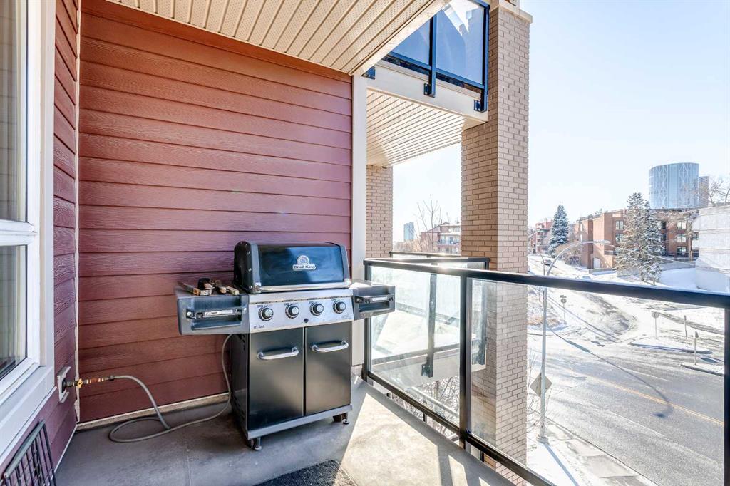 707 4 Street NE, #212