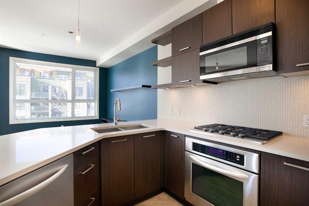 707 4 Street NE, #212