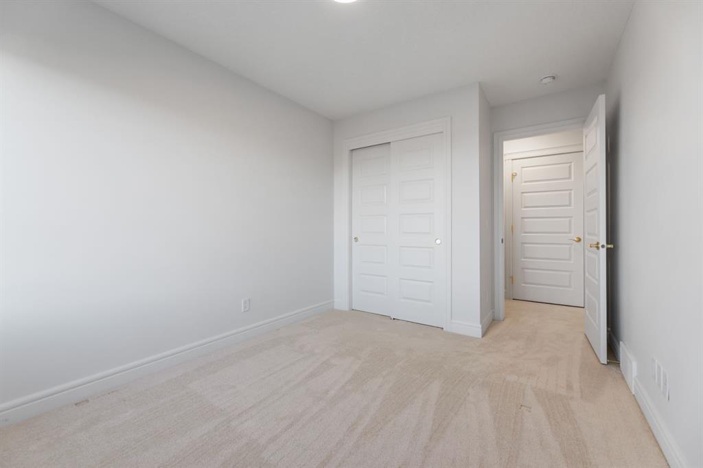 10060 46 Street NE, #408