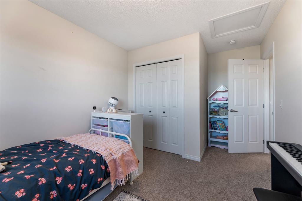 105 CARRINGVUE Park NW