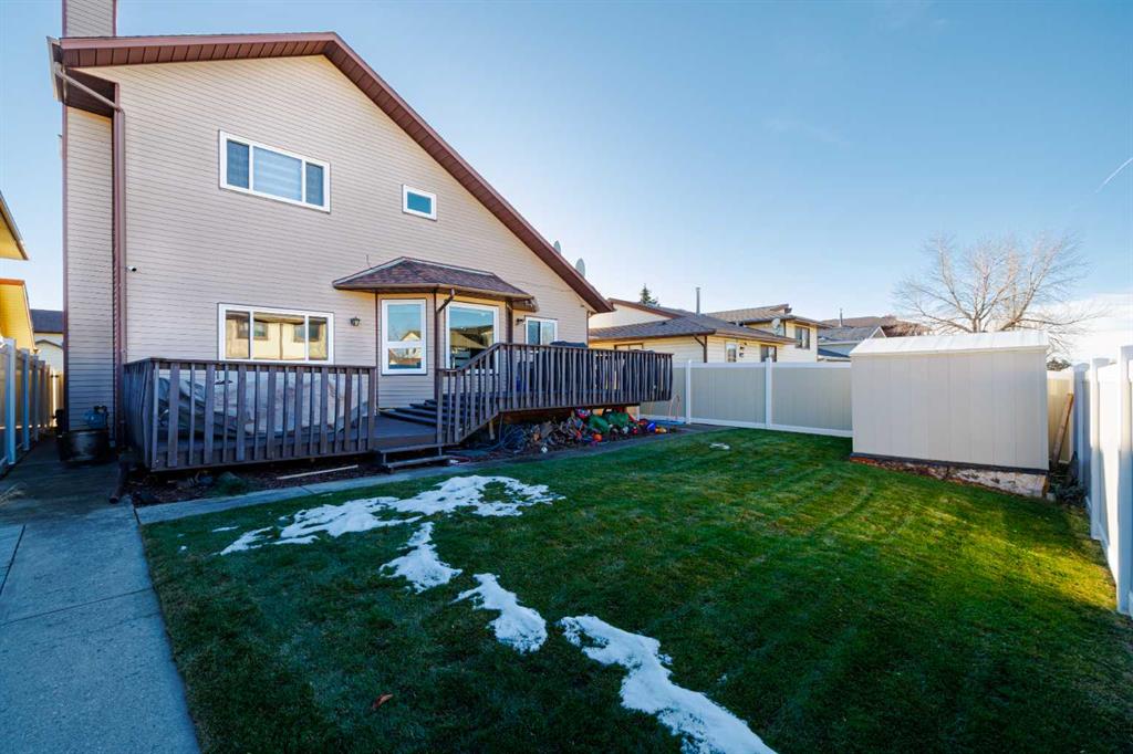 91 Whitehaven Crescent NE