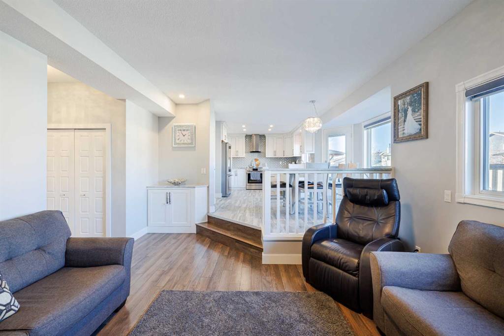 91 Whitehaven Crescent NE