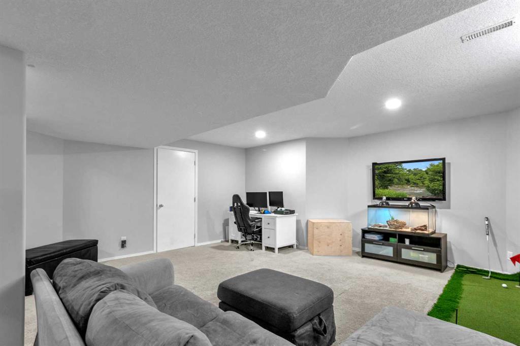 122 Somerglen Road SW