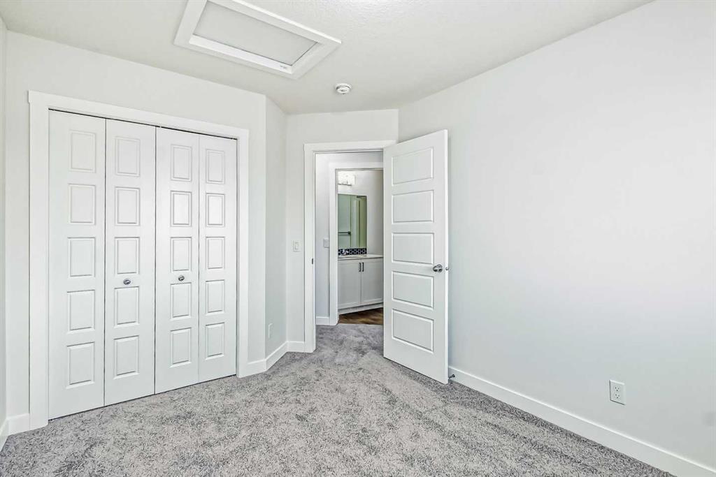 117 Edith Gate NW