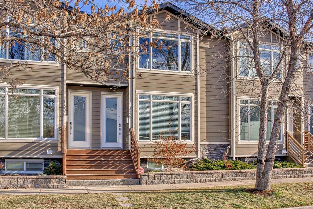1304 2 Street NE