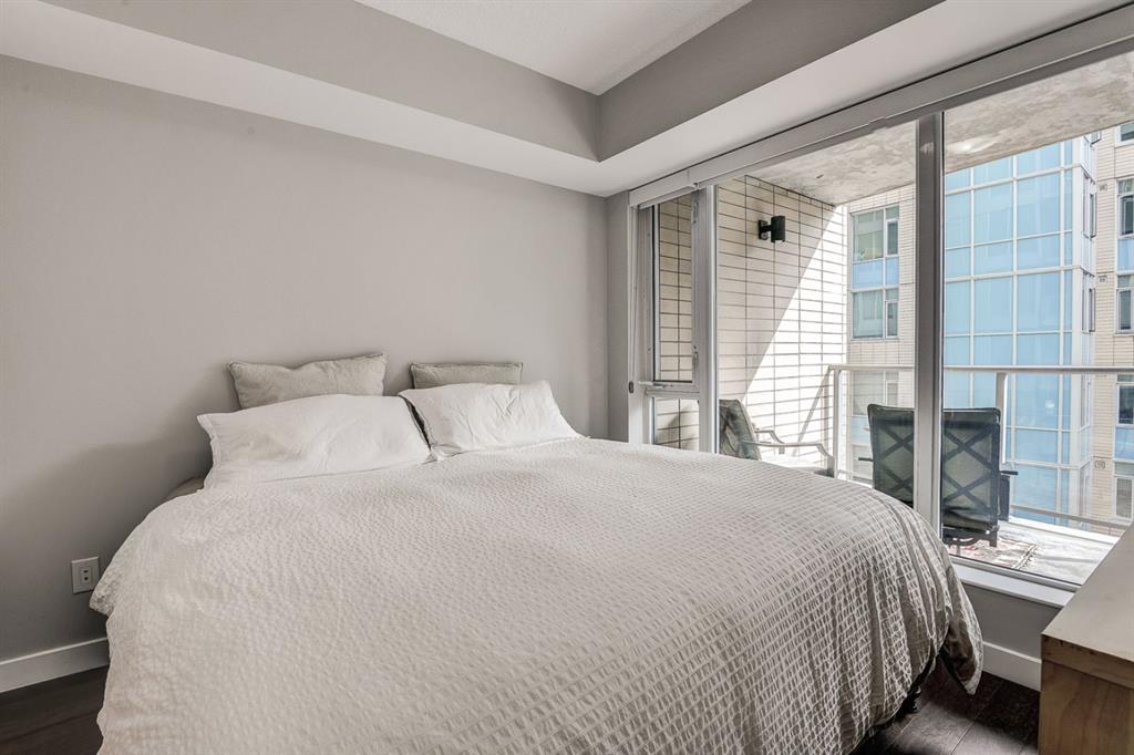 888 4 Avenue SW, #807