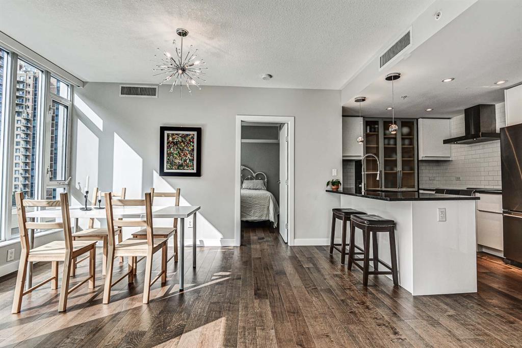888 4 Avenue SW, #807