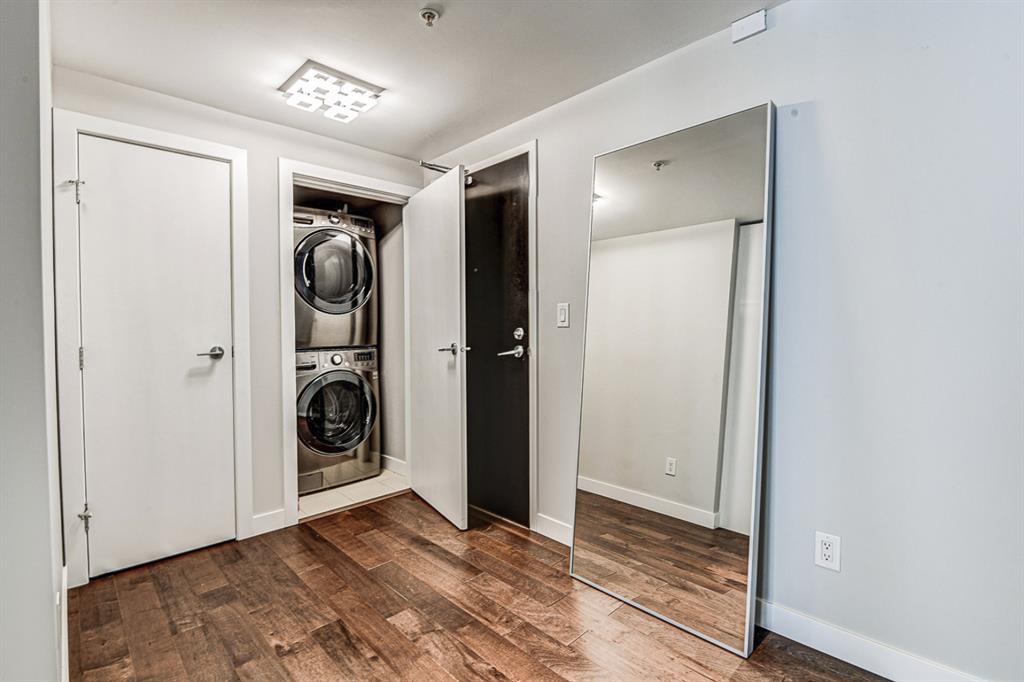 888 4 Avenue SW, #807