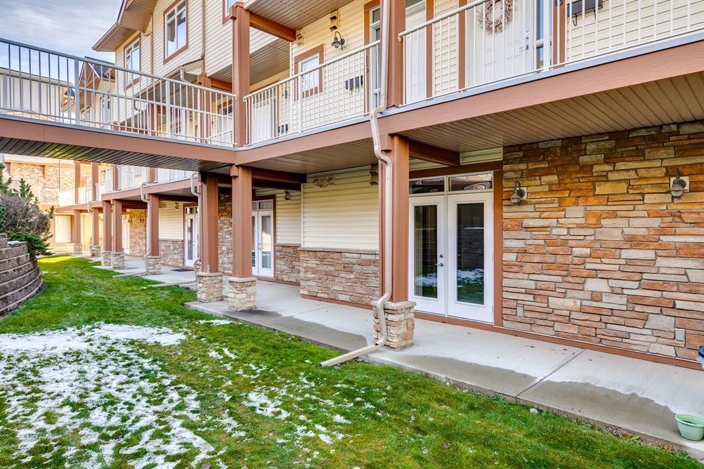 133 Rockyledge View NW, #4