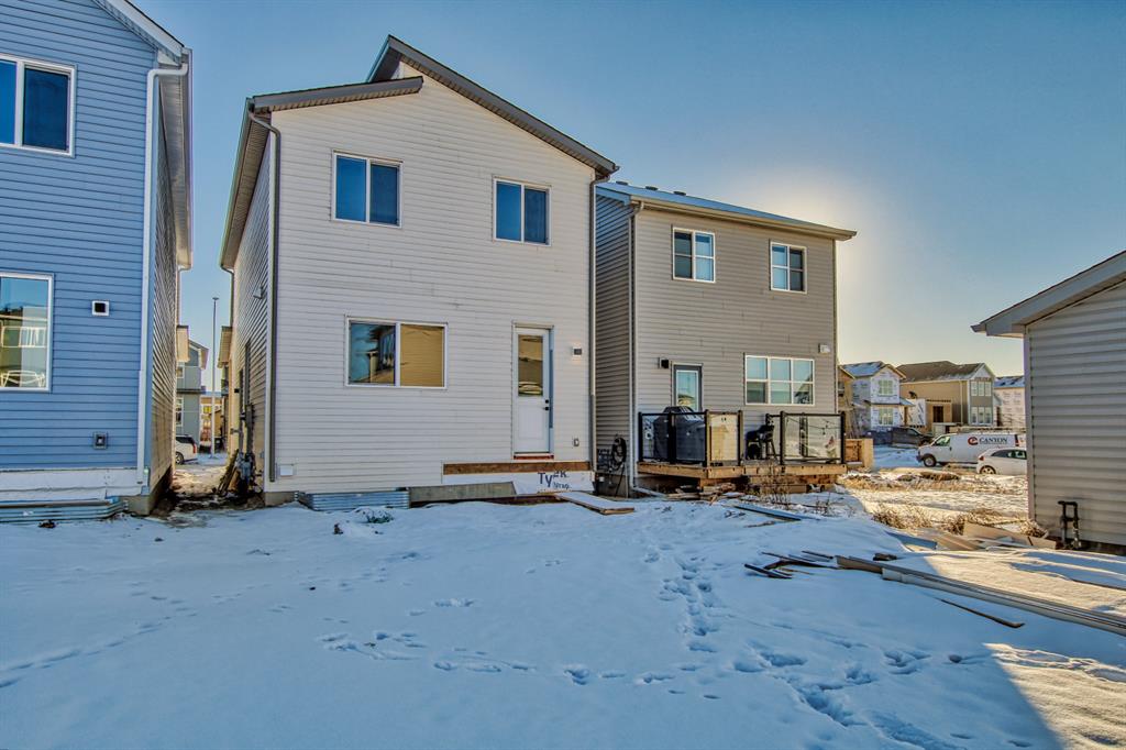 175 Belvedere Green SE