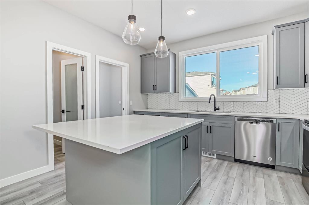 175 Belvedere Green SE