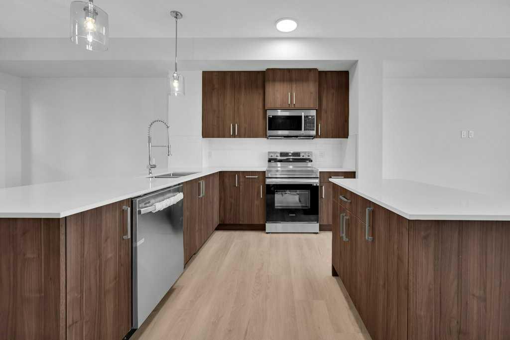 33 Merganser Drive W, #103