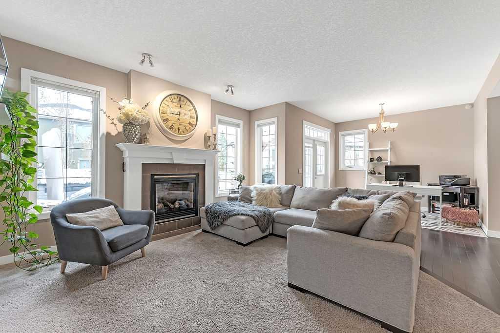 185 Cranleigh Place SE