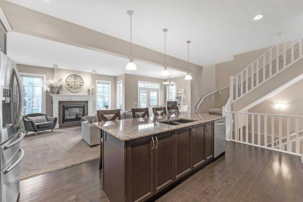 185 Cranleigh Place SE