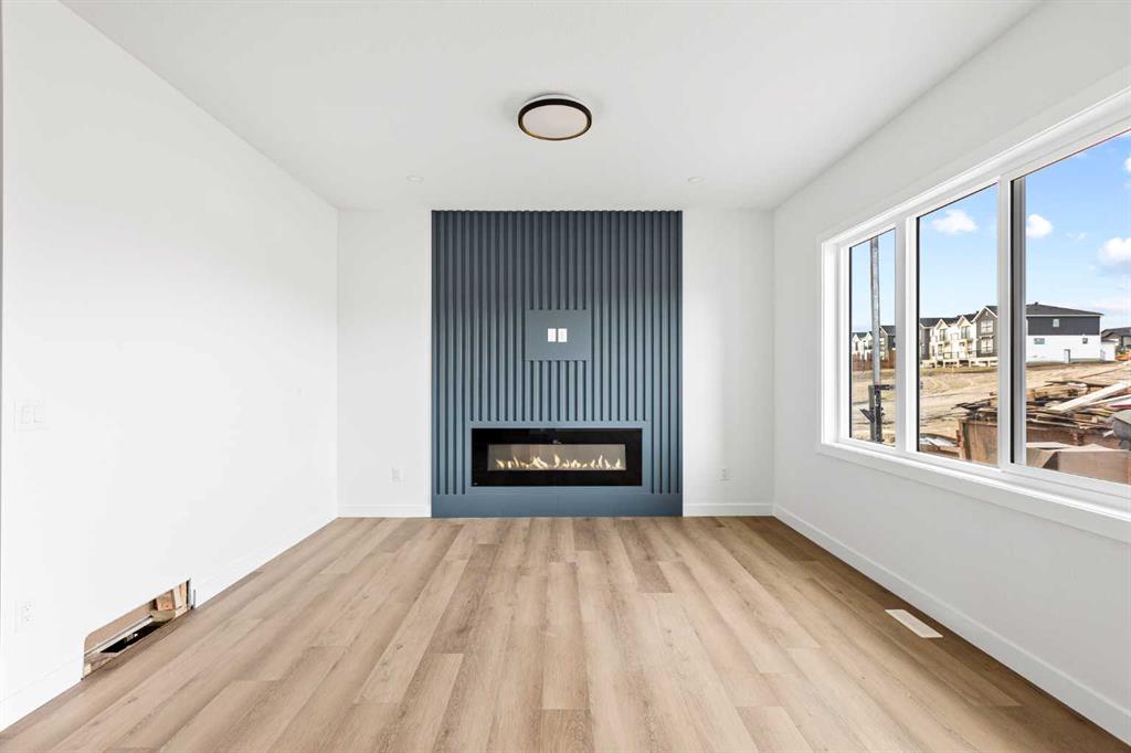 11 Heritage Circle
