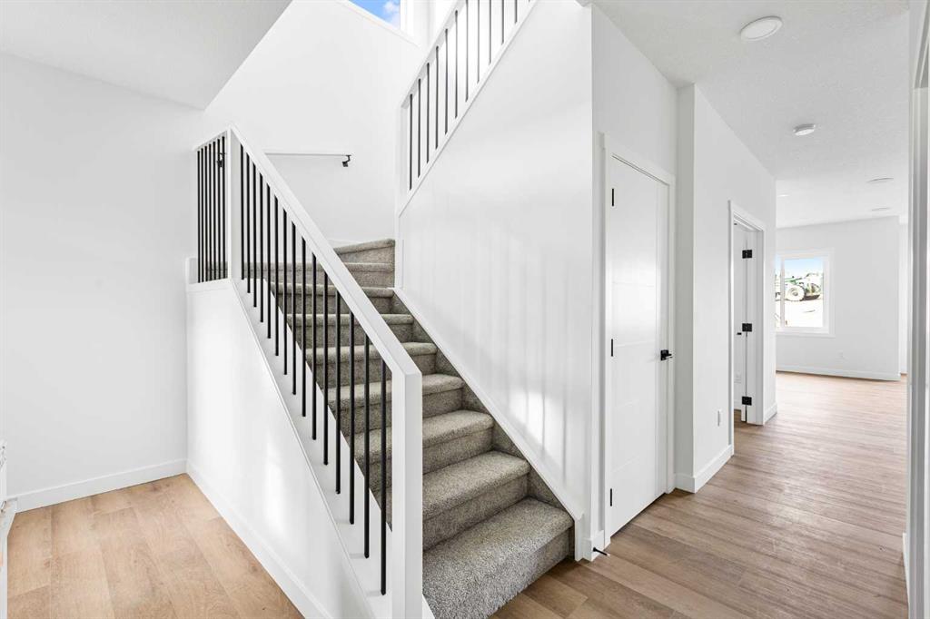 11 Heritage Circle