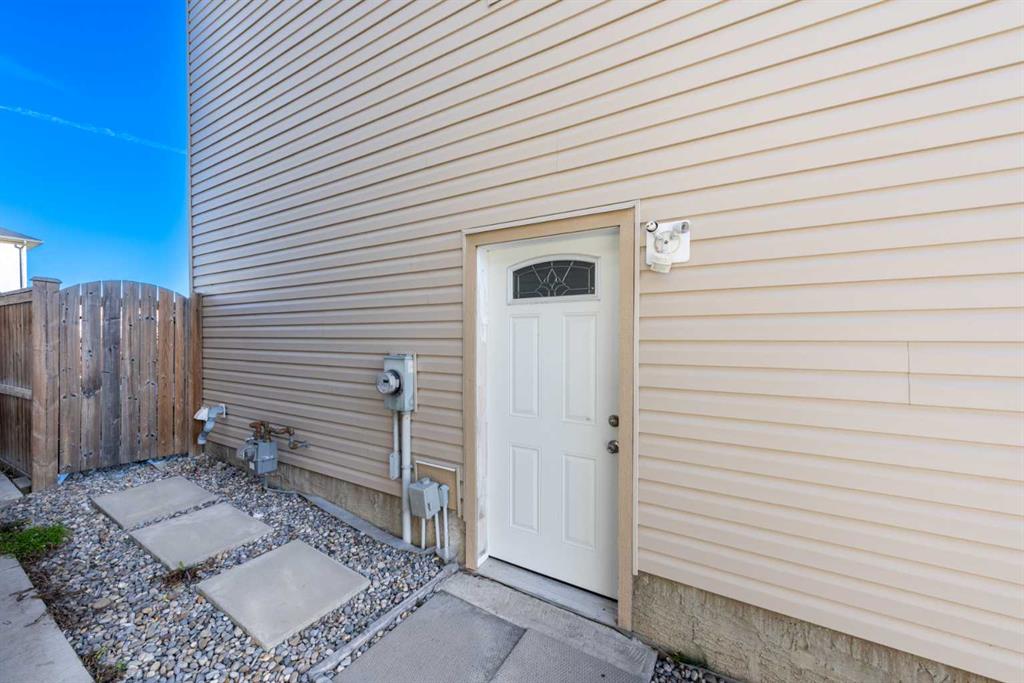 987 Taradale Drive