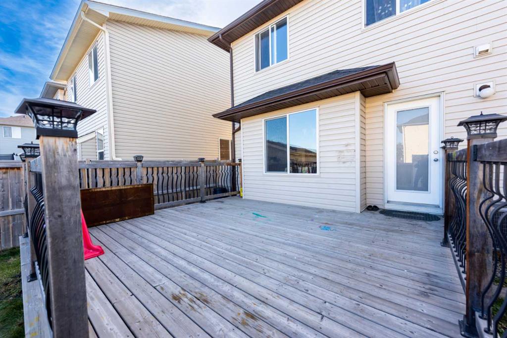 987 Taradale Drive