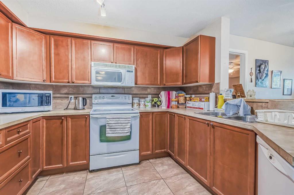 5200 44 Avenue NE, #2107