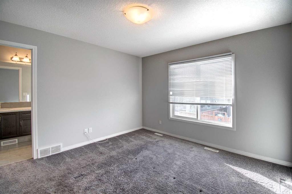 41 Legacy Glen Street SE