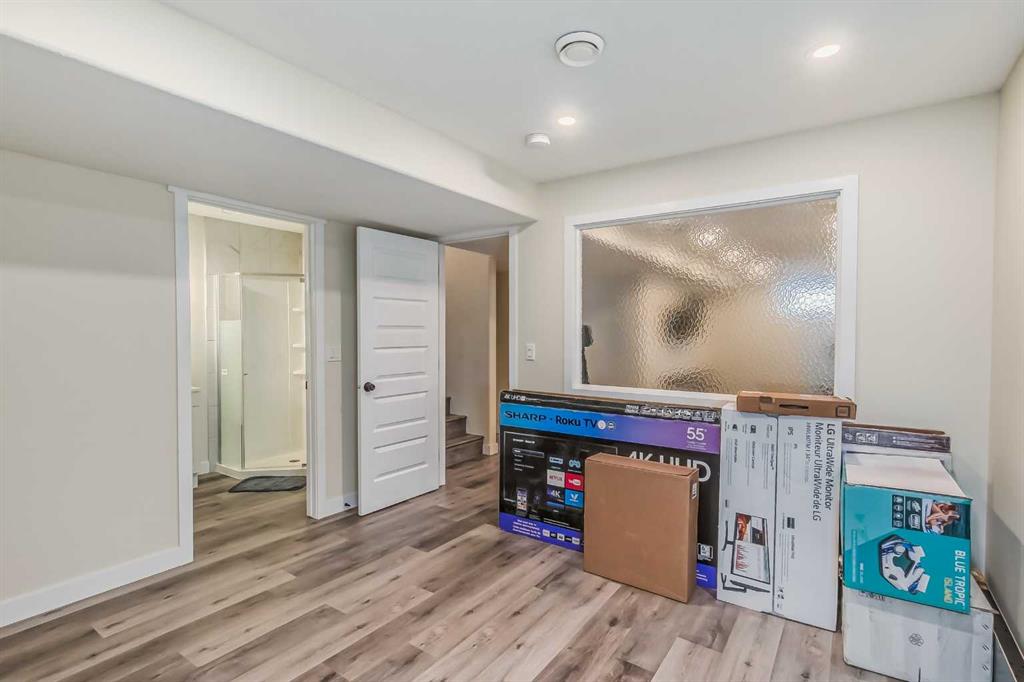 139 Evansborough Crescent NW
