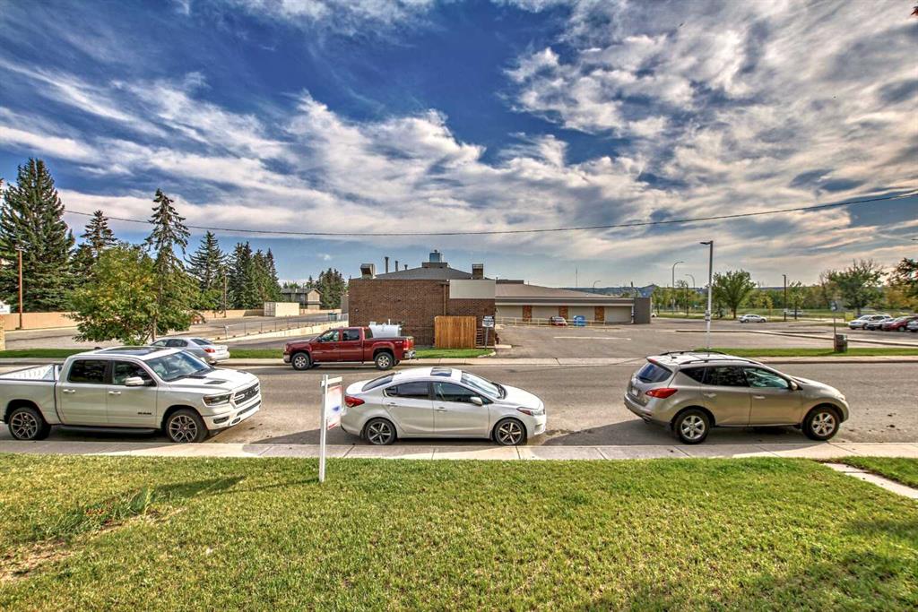 12 Silver Springs Drive NW