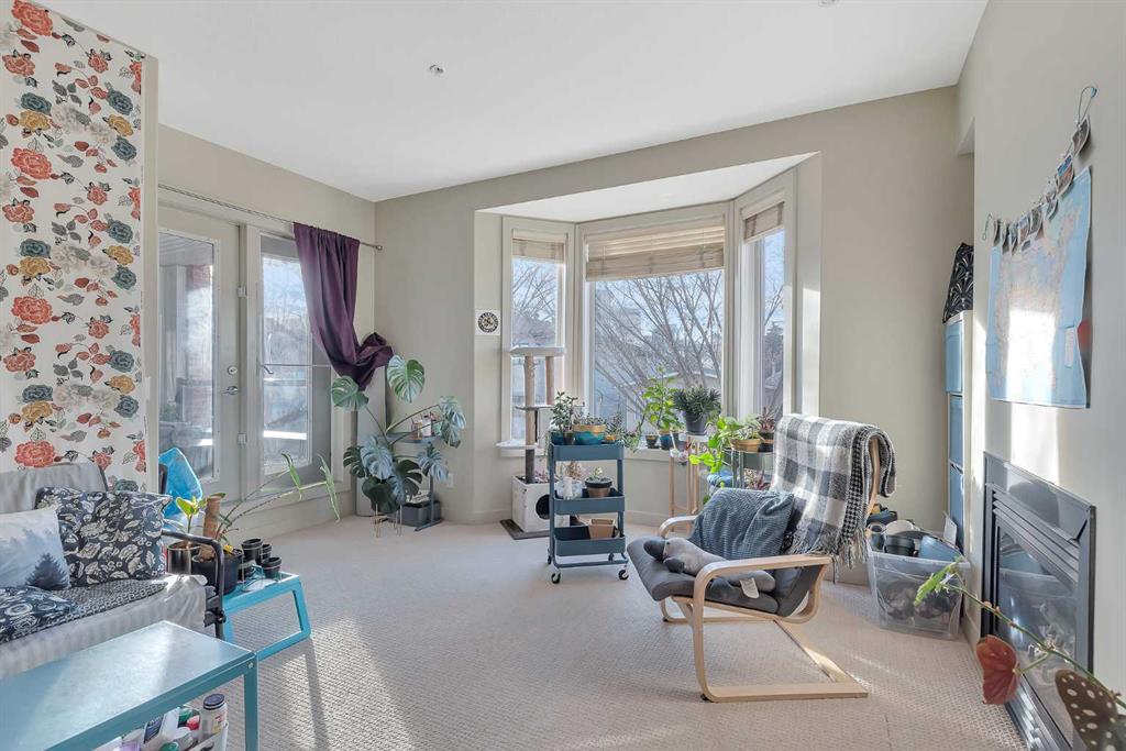 830 Centre Avenue NE, #203