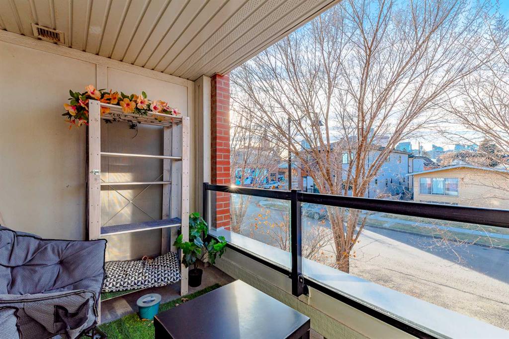 830 Centre Avenue NE, #203