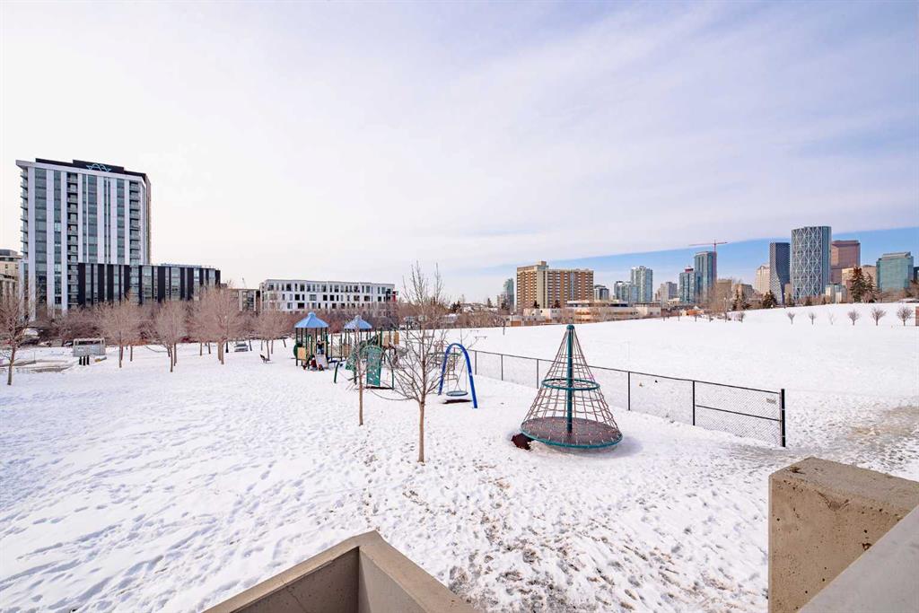 830 Centre Avenue NE, #203