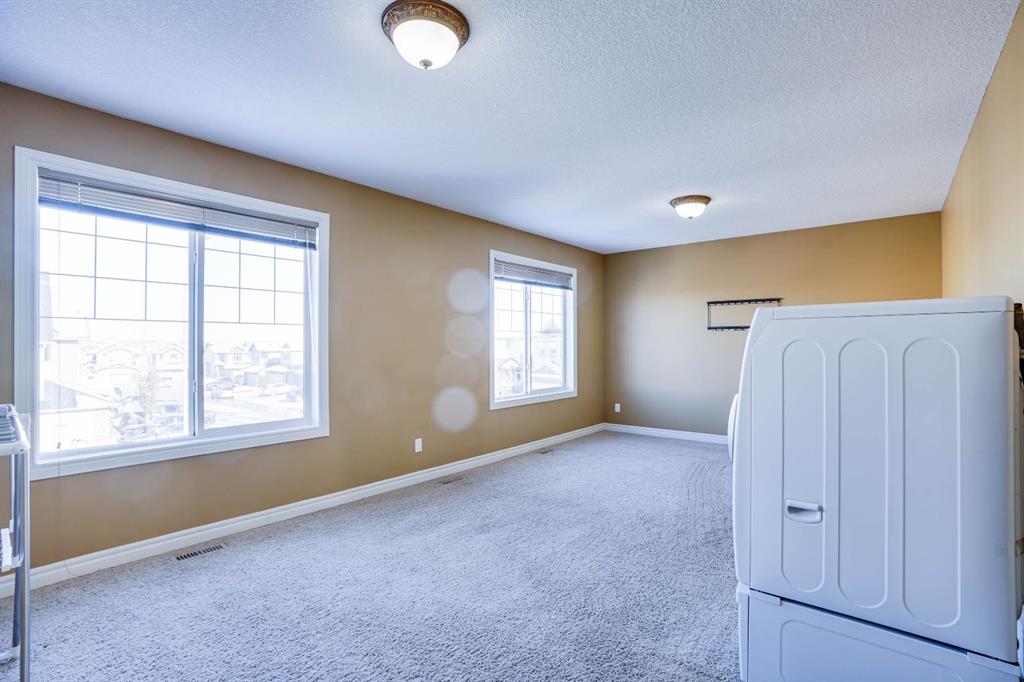131 Cimarron Vista Crescent