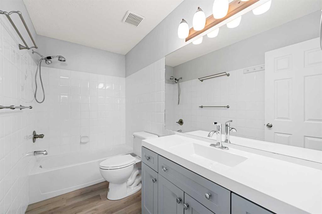 137 Somerglen Road SW