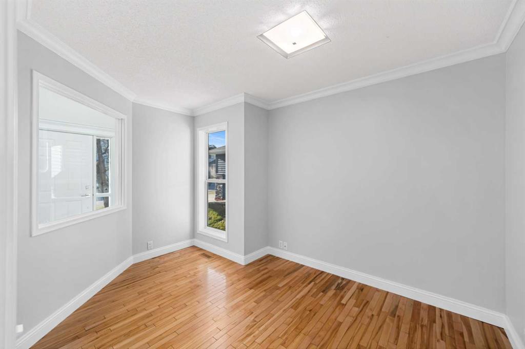 137 Somerglen Road SW