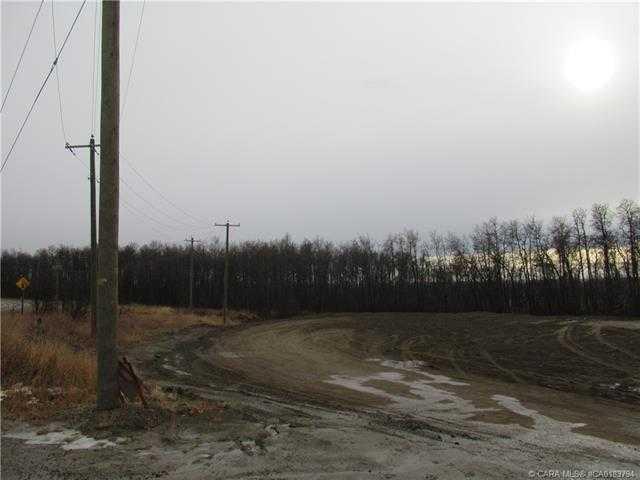 48 Railway Avenue