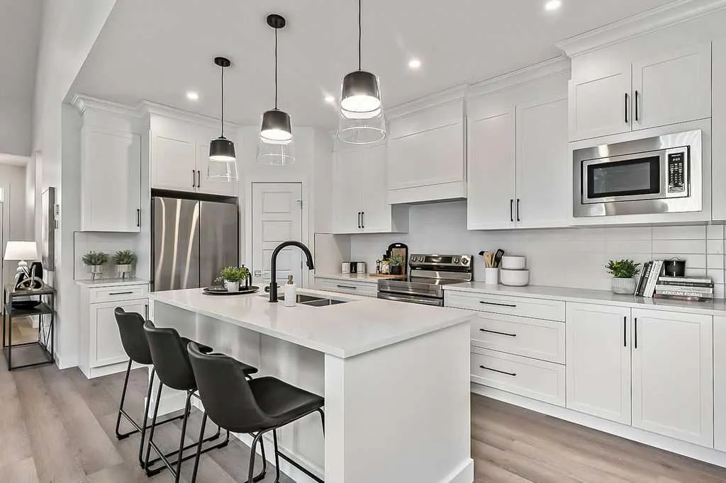 15 Drake Landing Square