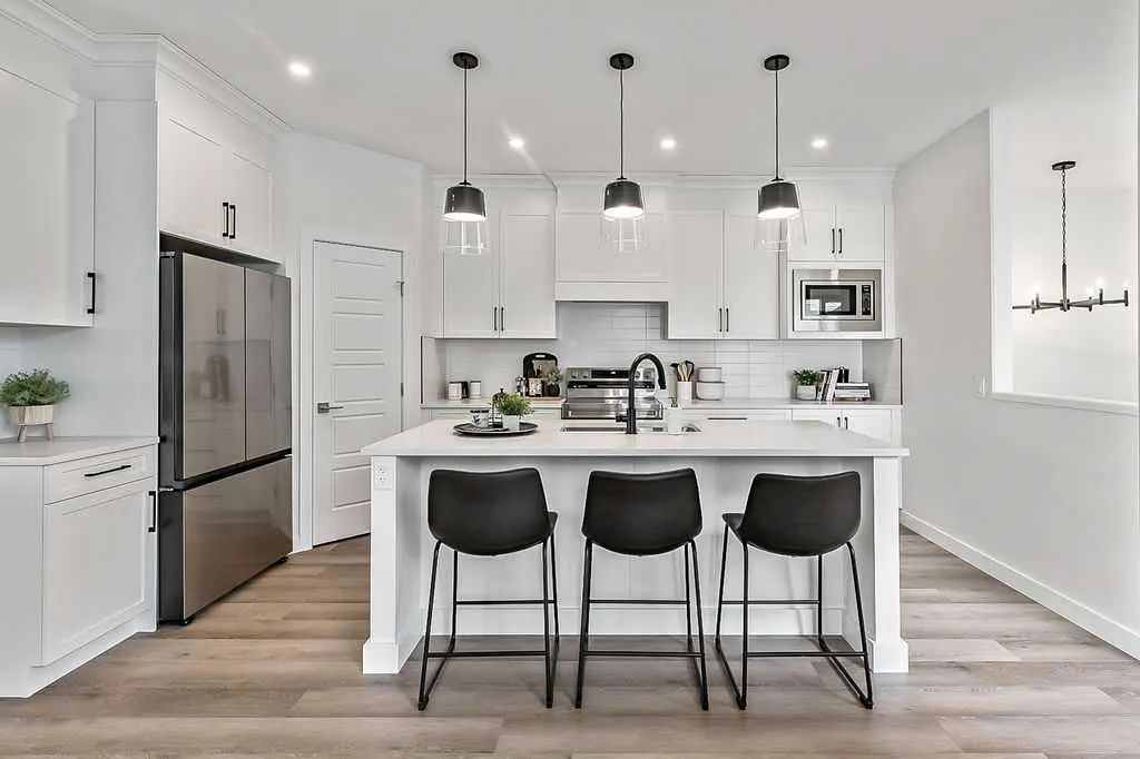 15 Drake Landing Square