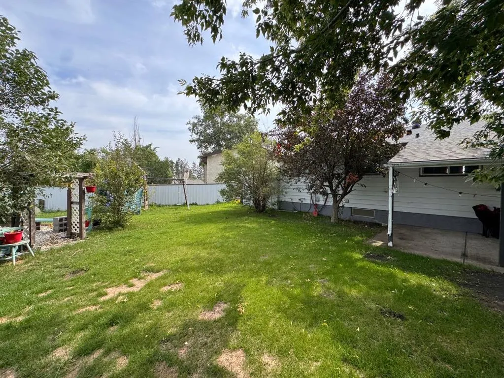 24 Goard Close