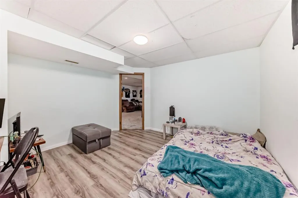 24 Goard Close