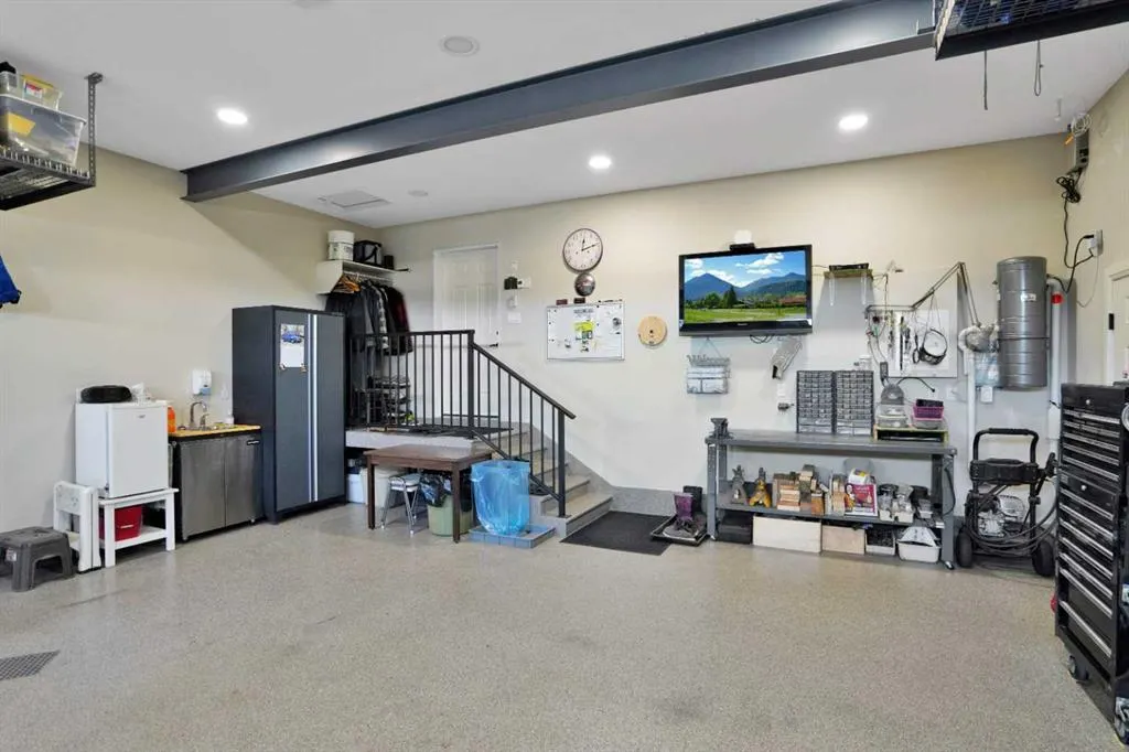 8 Sweetgrass Place