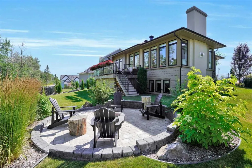 8 Sweetgrass Place