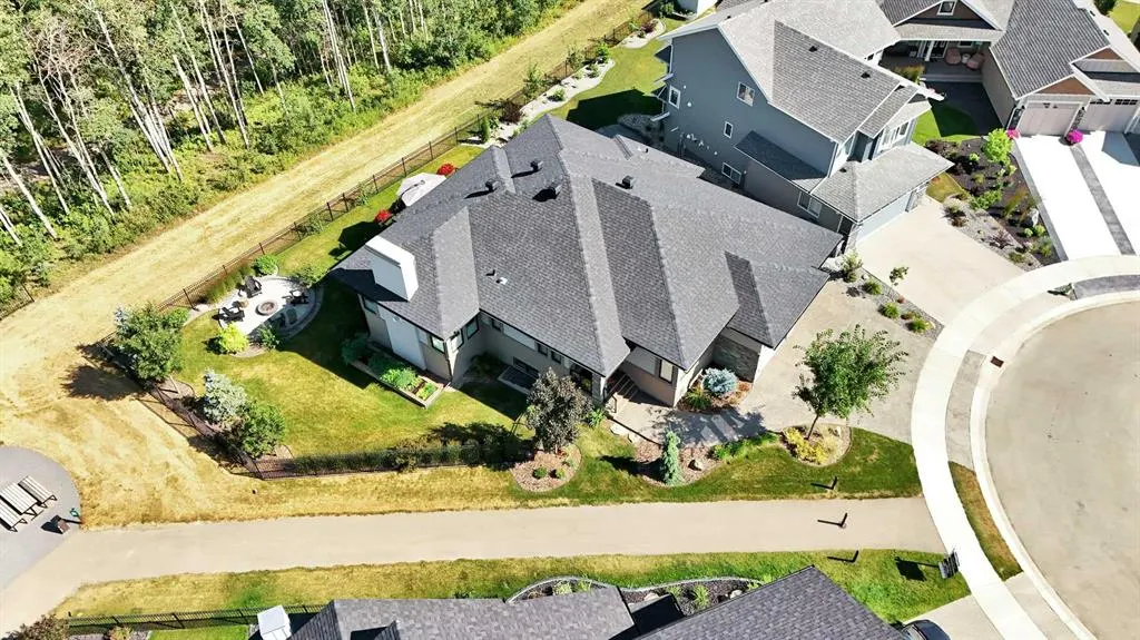8 Sweetgrass Place