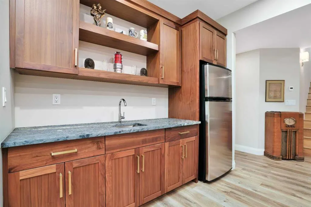 8 Sweetgrass Place