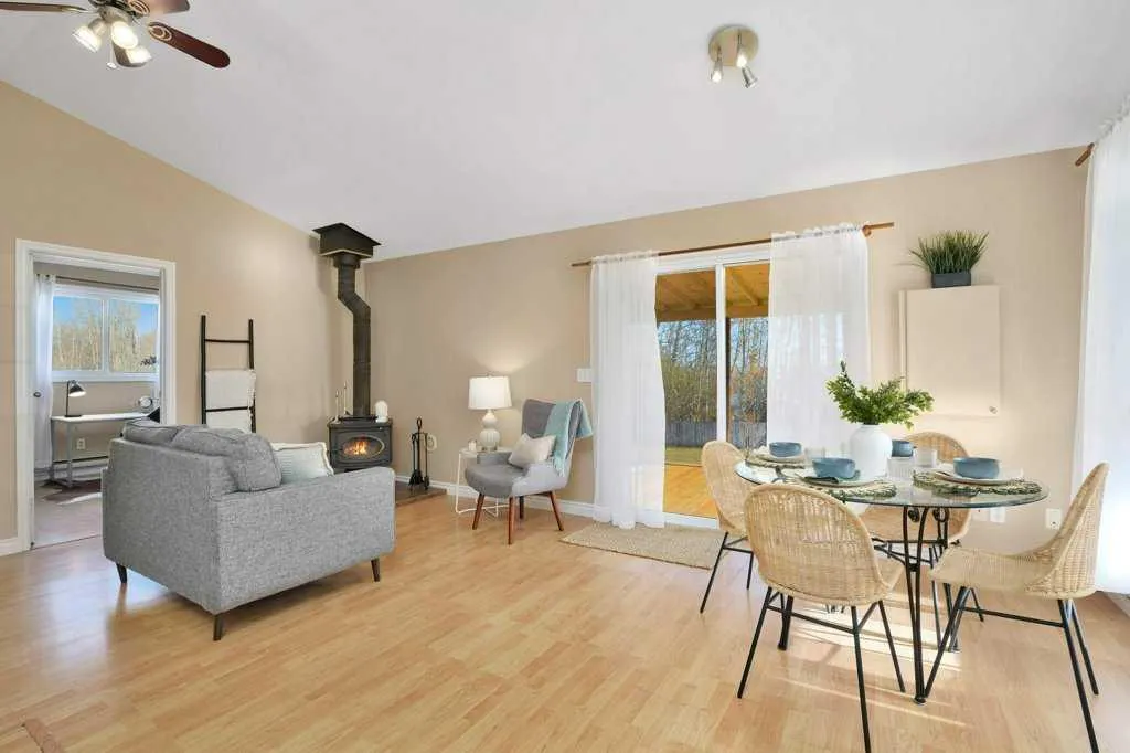 8 Sunnyside Drive