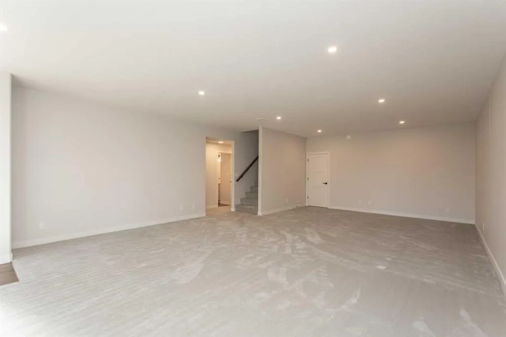 5300 60 Street, #102