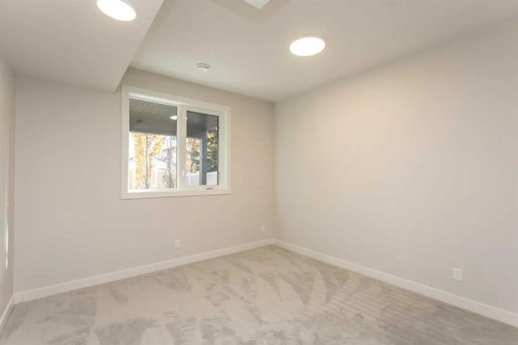 5300 60 Street, #102