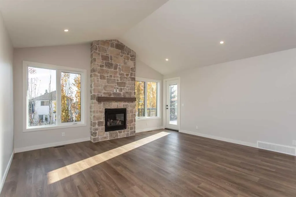 5300 60 Street, #102