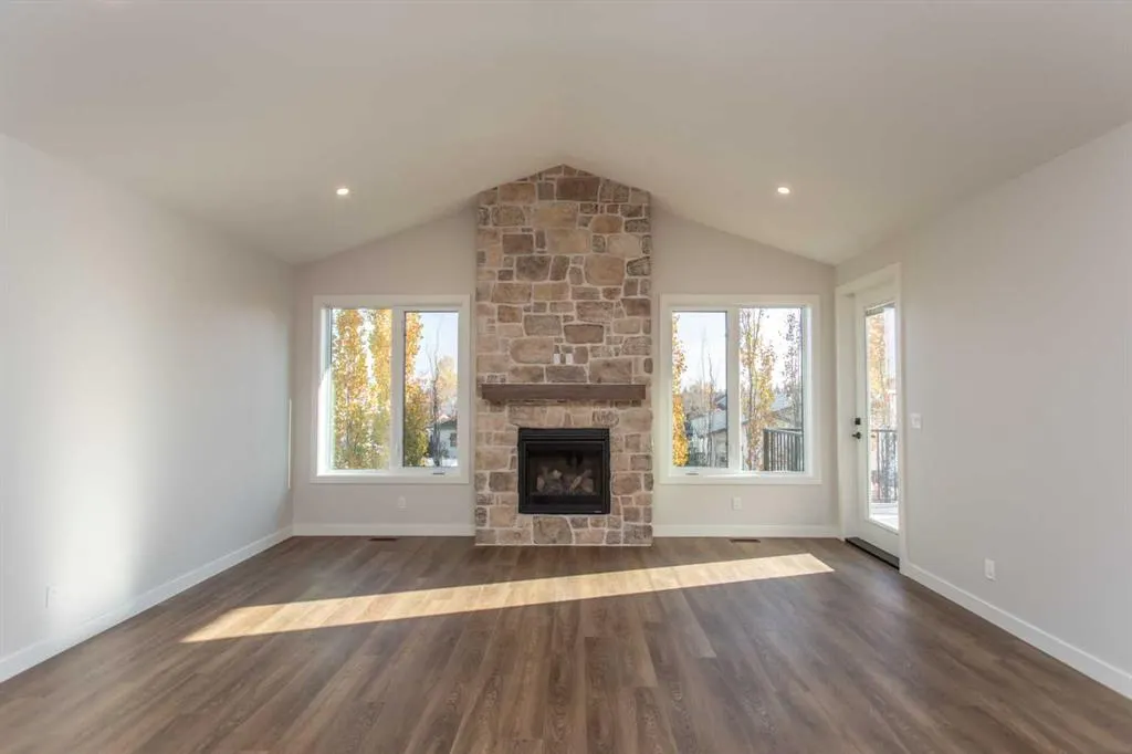 5300 60 Street, #102