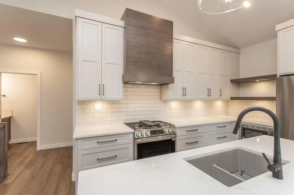 5300 60 Street, #102