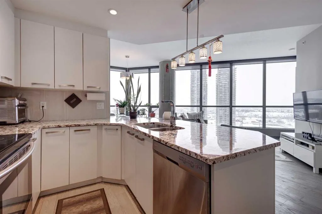 225 11 Avenue SE, #2305